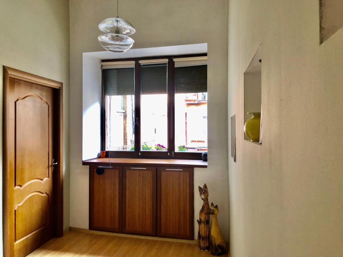 Apartment In The City Centre Lviv Extérieur photo