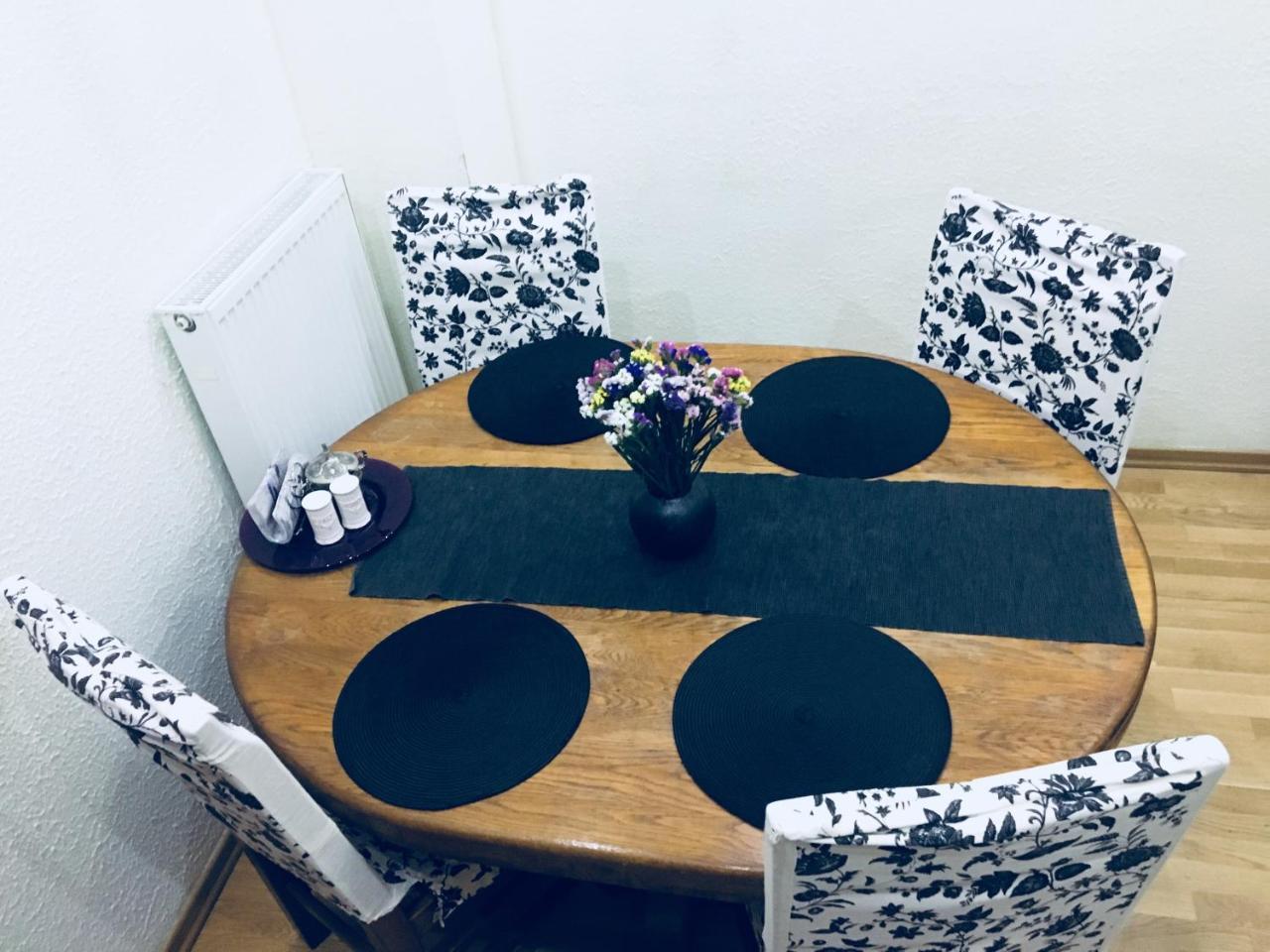 Apartment In The City Centre Lviv Extérieur photo