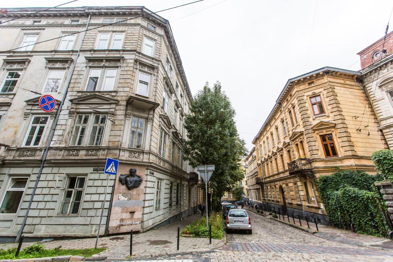 Apartment In The City Centre Lviv Extérieur photo