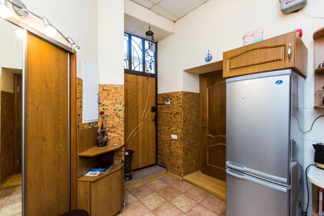 Apartment In The City Centre Lviv Extérieur photo
