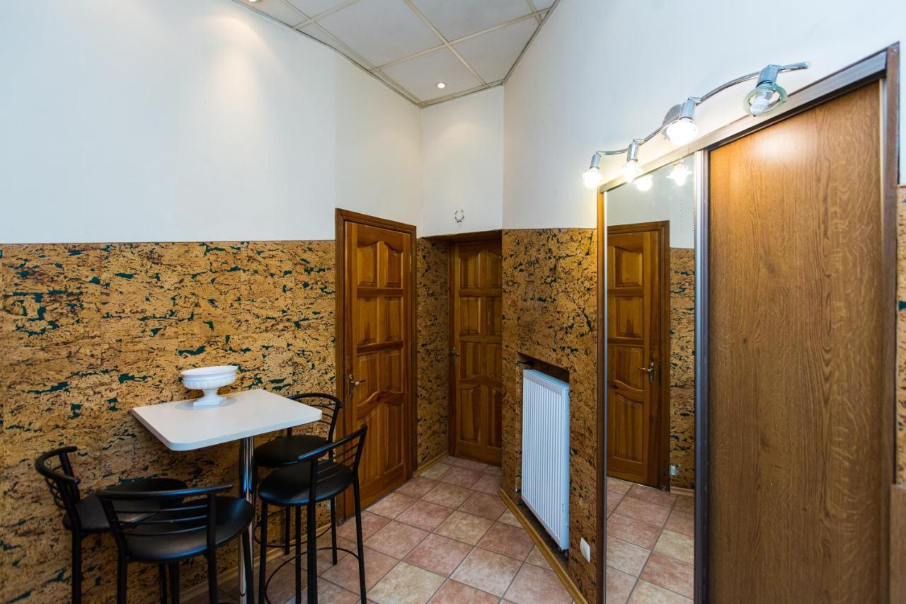 Apartment In The City Centre Lviv Extérieur photo